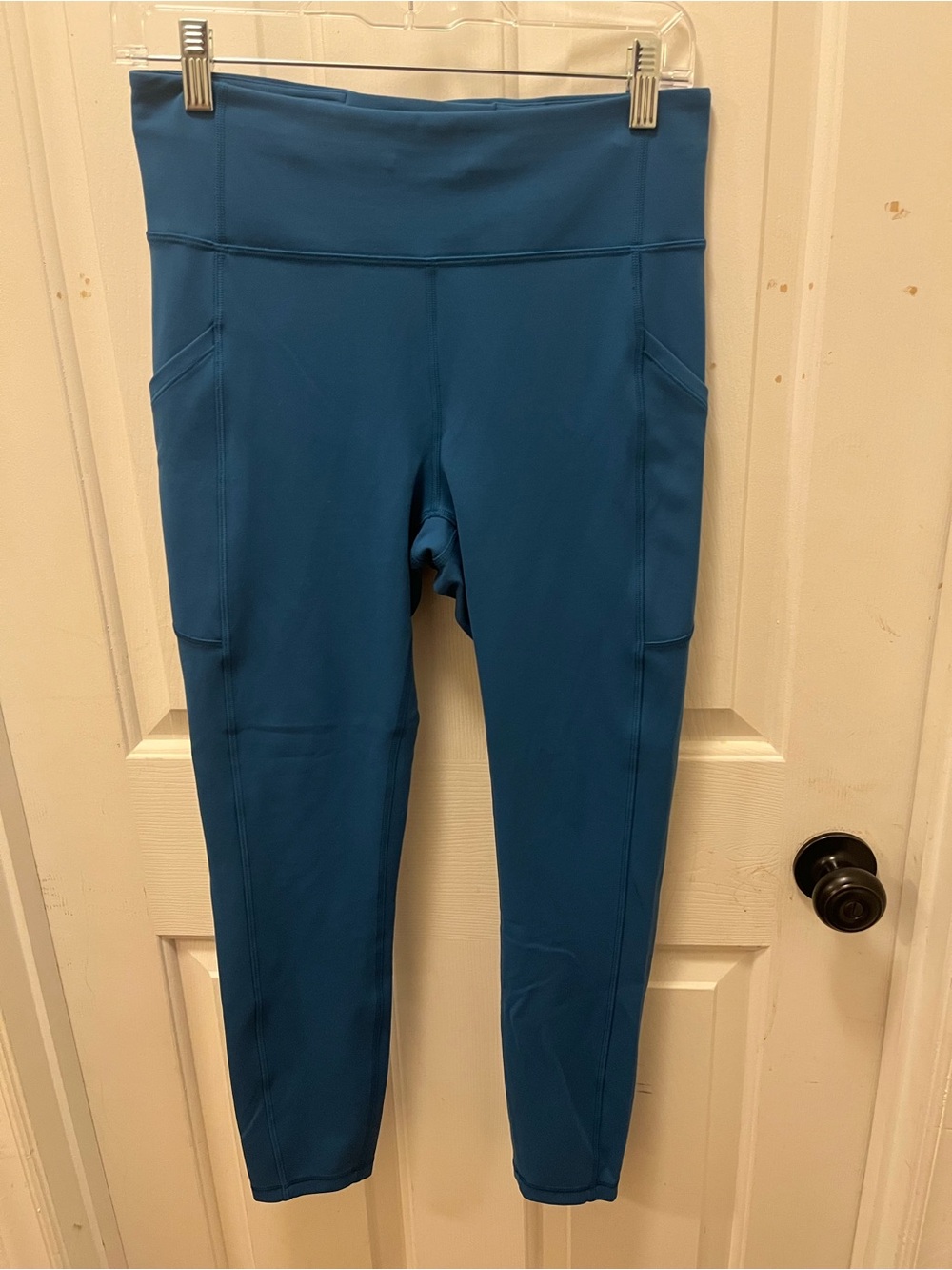🍋 LIKE NEW Lululemon Invigorate High-Rise Tight 25" - Capri (?) - Sz 8